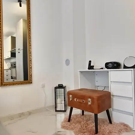 Apartament Ad Astra, *