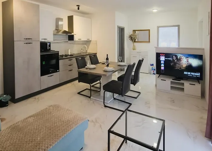 Ad Astra, زادار